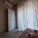 La Petite Maison *