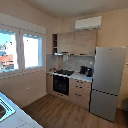 La Petite Maison شقة